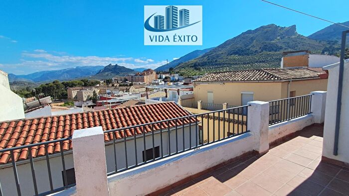 Casa en venta en San Felipe El Almendral La Merced, Jaén Capital de 6 habitaciones