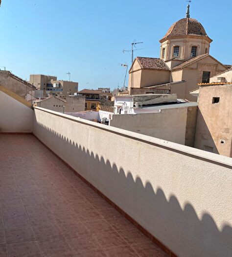 Casas en venta y pisos alquiler - 1