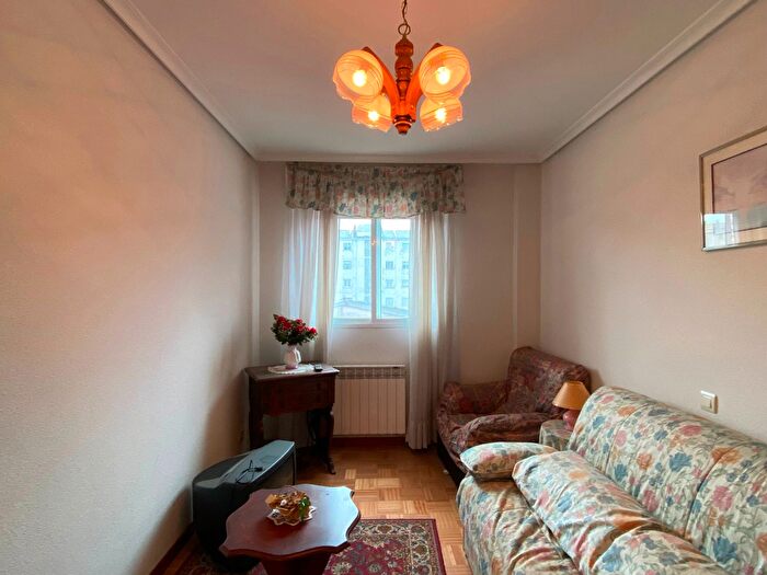 Casas en venta y pisos alquiler - 2