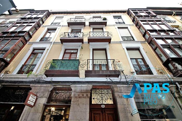 Casas en venta y pisos alquiler - 1