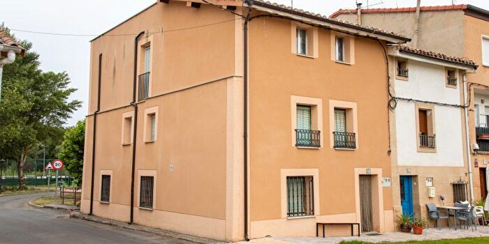 Casa en venta en Casalarreina, La Rioja de 7 habitaciones