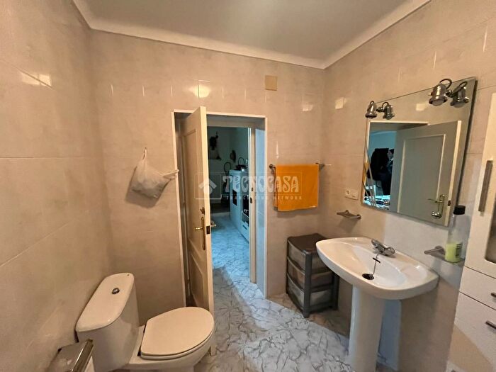 Casas en venta y pisos alquiler - 2