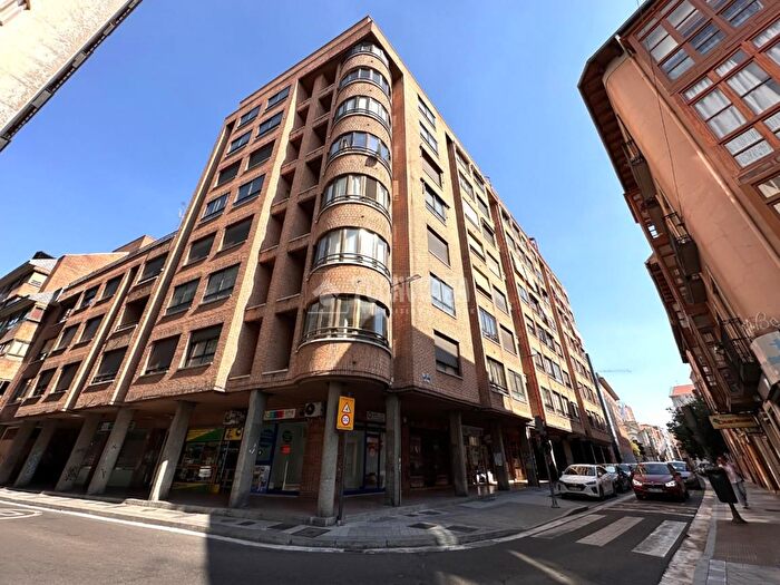 Piso en venta en Centro, Valladolid Capital de 2 habitaciones