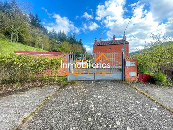 Casas en venta y pisos alquiler - 1