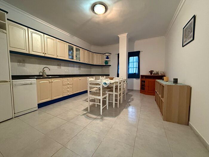 Casa en alquiler en Pozo Izquierdo, Santa Lucía de Tirajana de 3 habitaciones