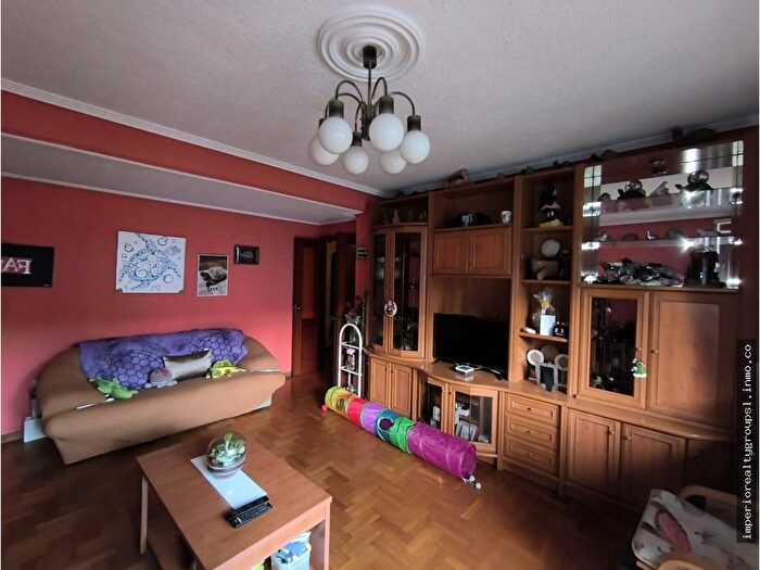 Casas en venta y pisos alquiler - 2