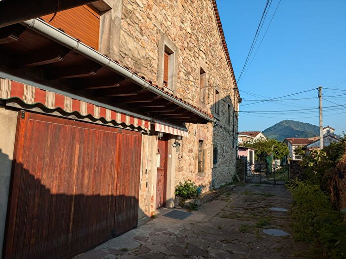 Casas en venta y pisos alquiler - 2