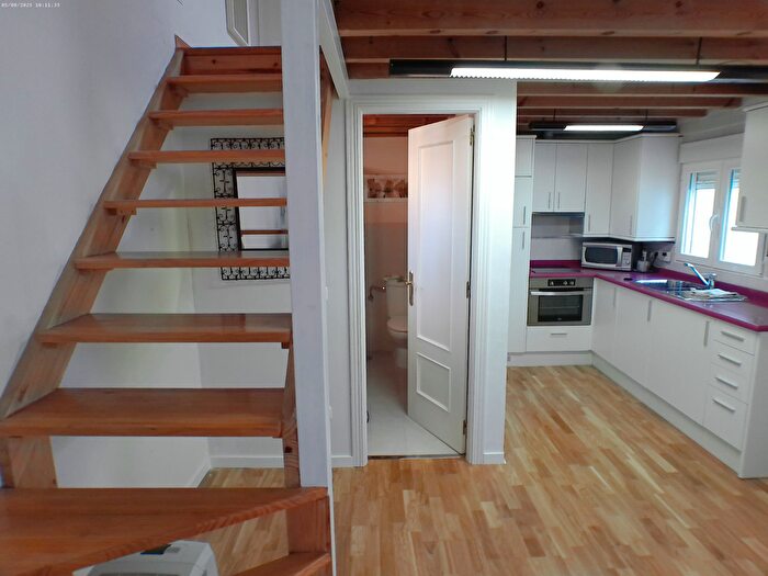 Casas en venta y pisos alquiler - 2