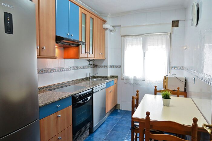 Piso en venta en El Carbayedo El Quirinal, Avilés de 3 habitaciones