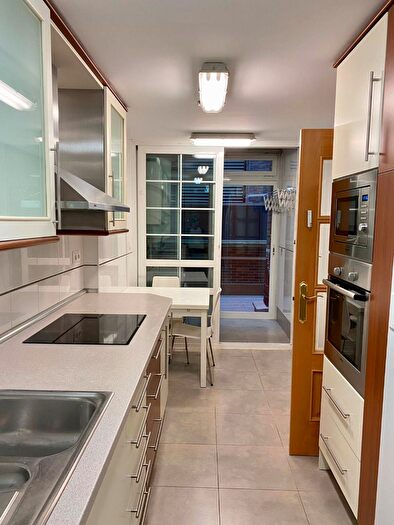 Casas en venta y pisos alquiler - 2
