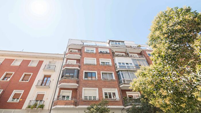 Piso en venta en Arganzuela, Delicias de 5 habitaciones