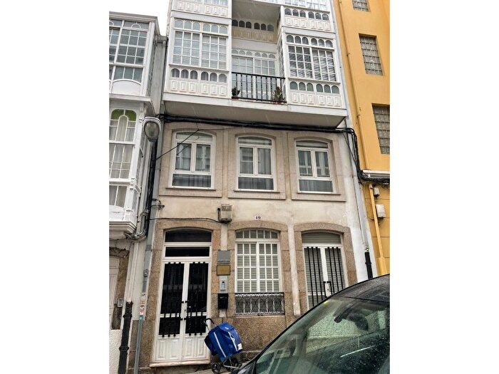 Casas en venta y pisos alquiler - 3