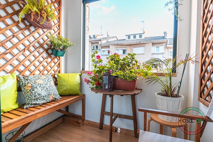 Casas en venta y pisos alquiler - 1