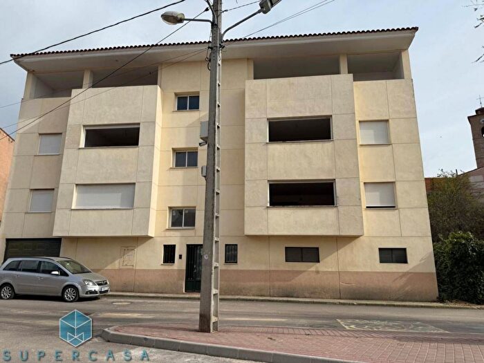 Casa en venta en Recas, Toledo de 20 habitaciones