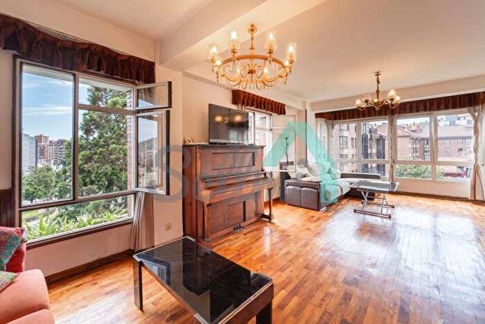 Casas en venta y pisos alquiler - 1