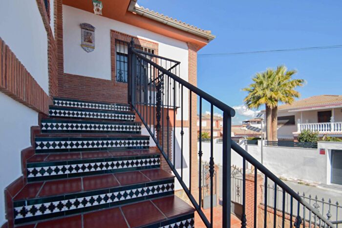Casa en venta en Andalucía, Granada de 6 habitaciones