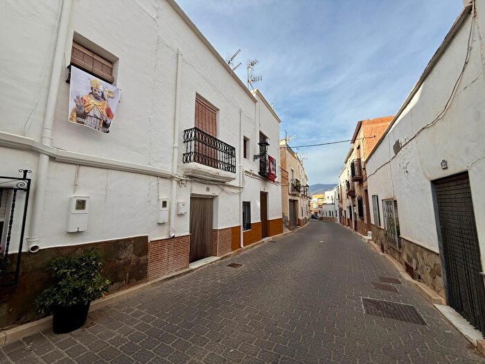 Casa en venta en Abla, Almería de 4 habitaciones