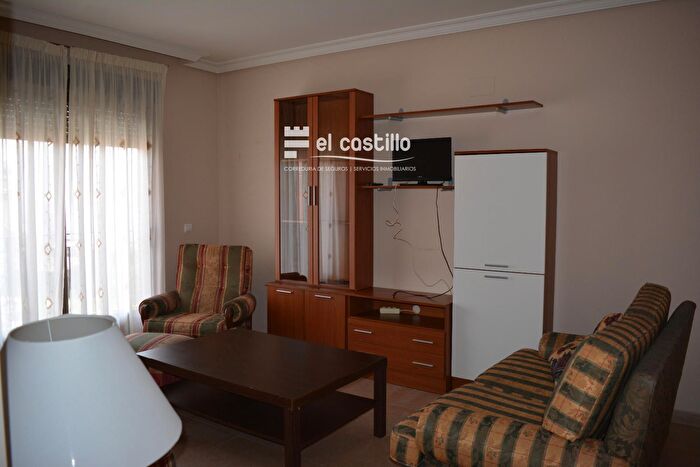 Casas en venta y pisos alquiler - 2