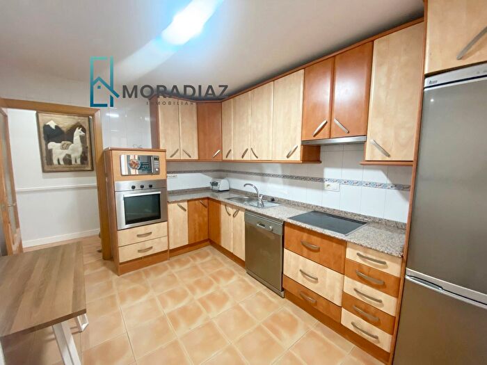 Casas en venta y pisos alquiler - 1