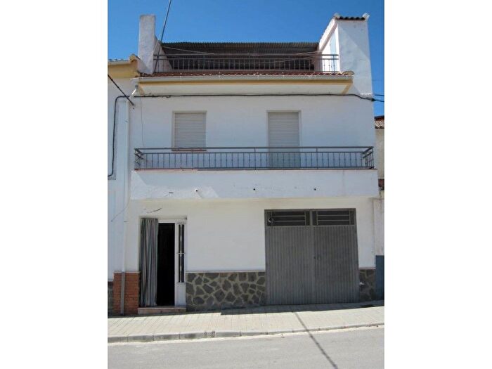 Casa en venta en Arenas del Rey, Granada de 3 habitaciones