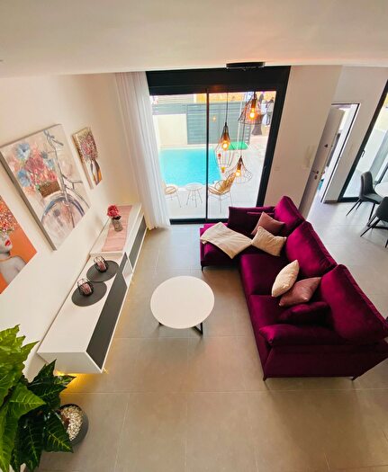 Casas en venta y pisos alquiler - 2