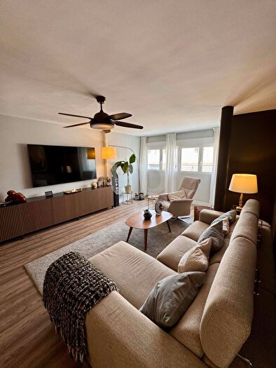 Piso en venta en Centro, Ensanche Diputación de 3 habitaciones