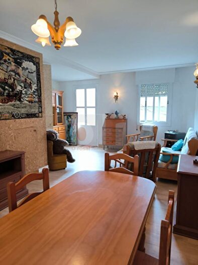 Casas en venta y pisos alquiler - 3