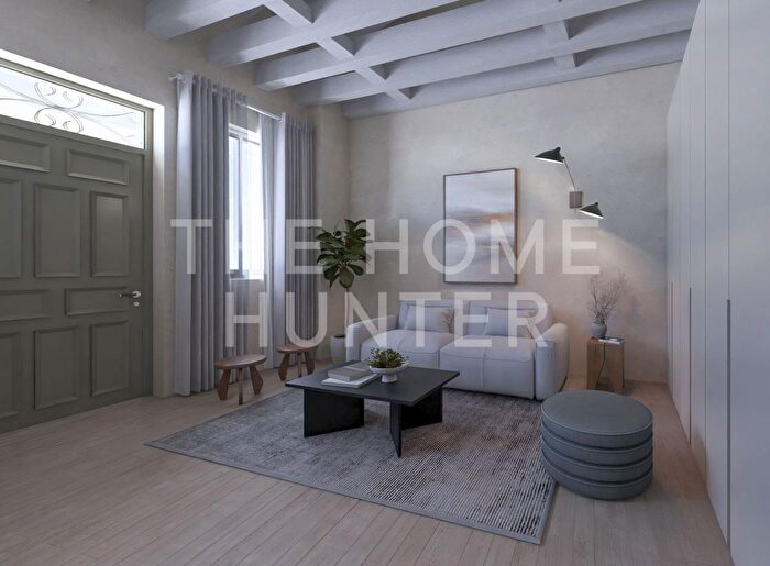 Casas en venta y pisos alquiler - 1