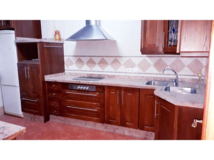 Piso en venta en Castro del Río, Córdoba de 4 habitaciones