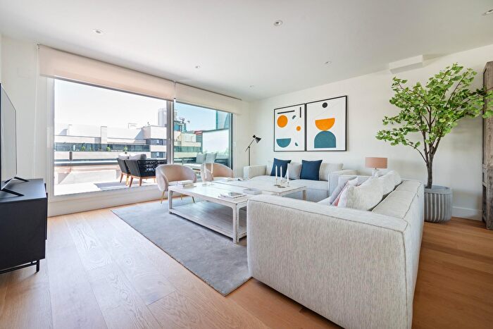 Piso en alquiler en Chamberí, Ríos Rosas Nuevos Ministerios de 5 habitaciones