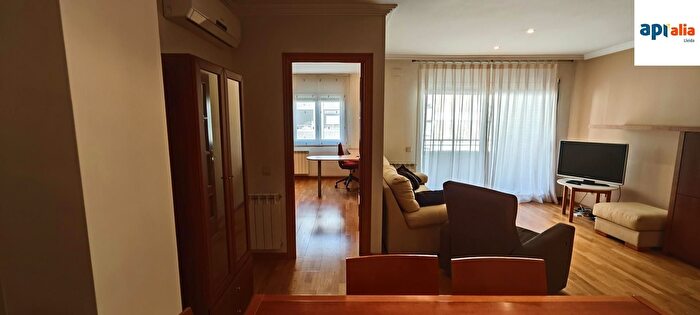 Casas en venta y pisos alquiler - 2