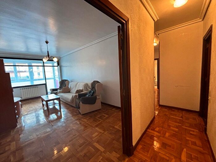 Casas en venta y pisos alquiler - 2
