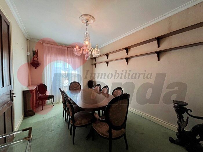 Casas en venta y pisos alquiler - 2
