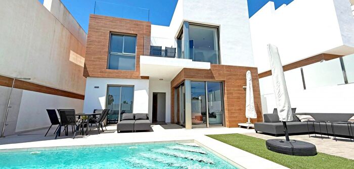 Casas en venta y pisos alquiler - 1