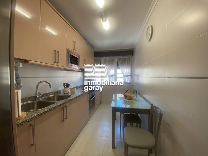 Casas en venta y pisos alquiler - 1