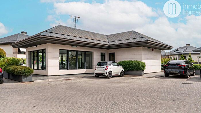 Casas en venta y pisos alquiler - 1