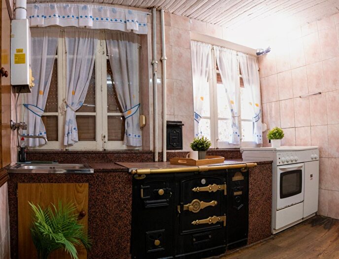 Casas en venta y pisos alquiler - 1