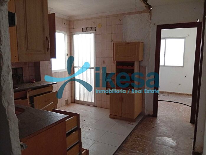 Casas en venta y pisos alquiler - 2