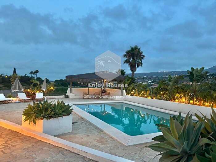 Casa en venta en Les Fonts Els Molins, Benitachell El Poble Nou de Benitatxell de 4 habitaciones