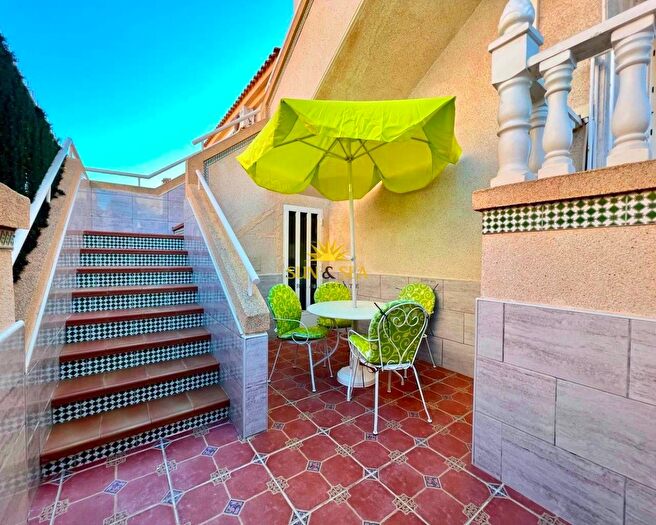 Casas en venta y pisos alquiler - 1
