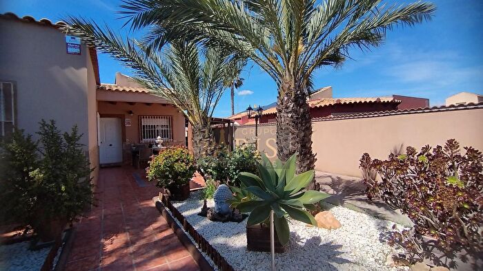 Casa en venta en Pedanías Este, San Félix de 3 habitaciones
