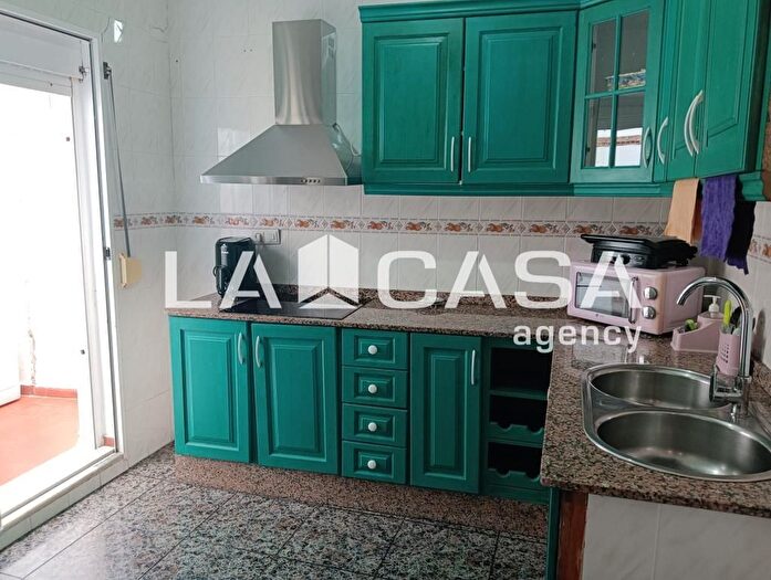 Casas en venta y pisos alquiler - 2