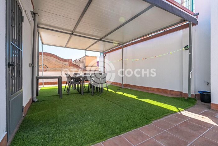 Casas en venta y pisos alquiler - 2