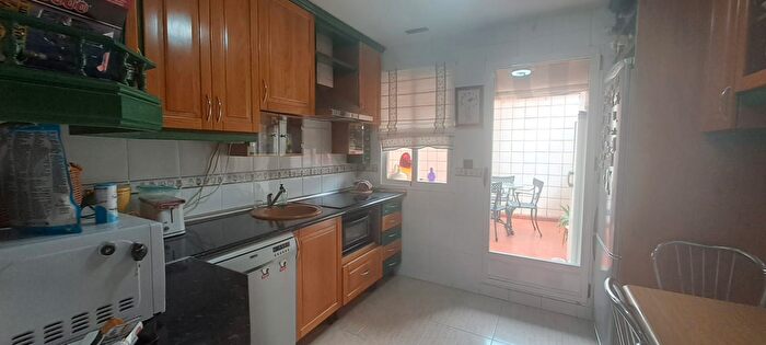 Casas en venta y pisos alquiler - 2