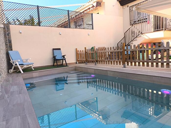 Casas en venta y pisos alquiler - 1