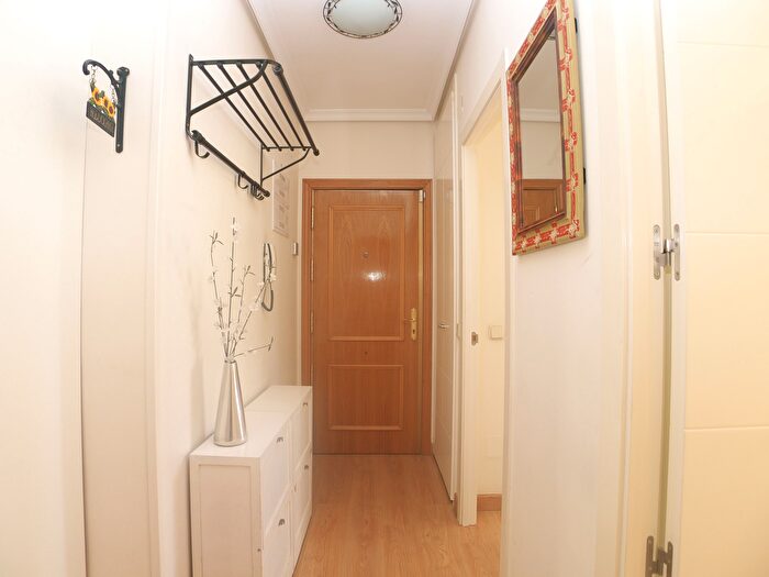 Casas en venta y pisos alquiler - 2