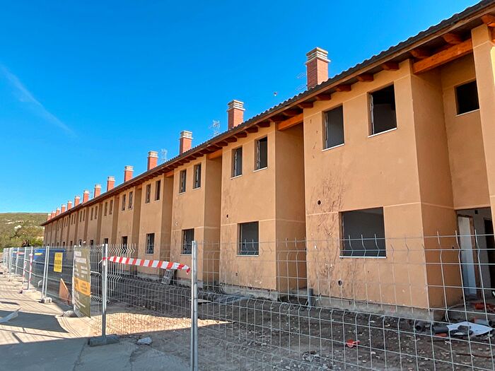 Casas en venta y pisos alquiler - 2