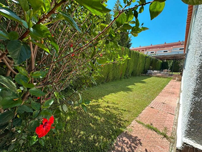 Casas en venta y pisos alquiler - 2