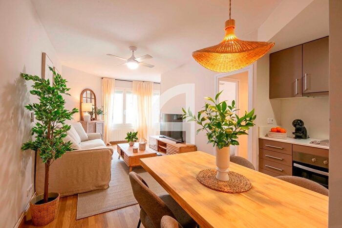 Casas en venta y pisos alquiler - 2