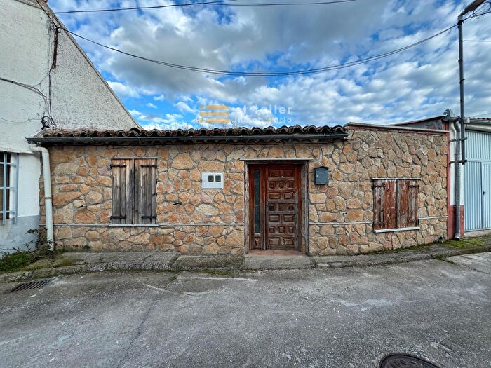Casas en venta y pisos alquiler - 1